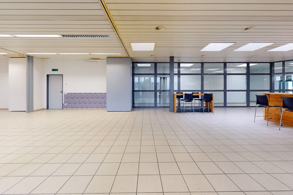 Here your restaurant will find an ideal location with a courtyard., Industriestr., 5036 Oberentfelden, Aargau, CH