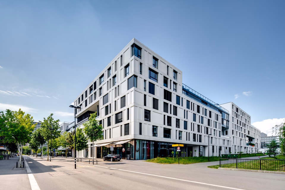 Storage rooms for rent at Wright Place, Blériot-Allee, 8152 Glattpark, Zurich, CH