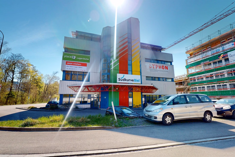 Generous storage area (approx. 830 m2) on the 2nd floor, Römerstrasse, 2555 Brügg b. Biel, Bern, CH