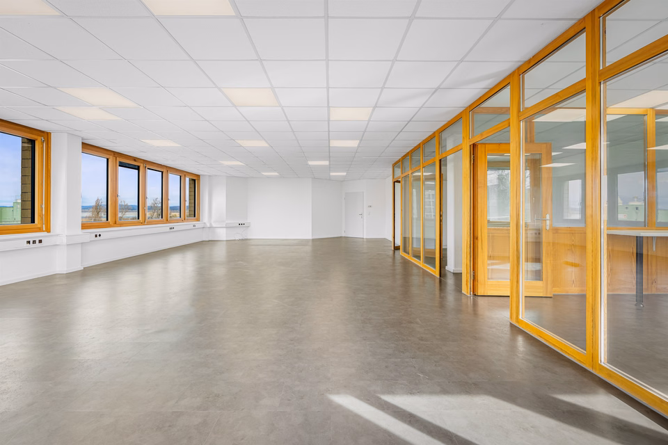 Bright office/practice premises, Lohstampfenstrasse, 8274 Tägerwilen, Thurgau, CH