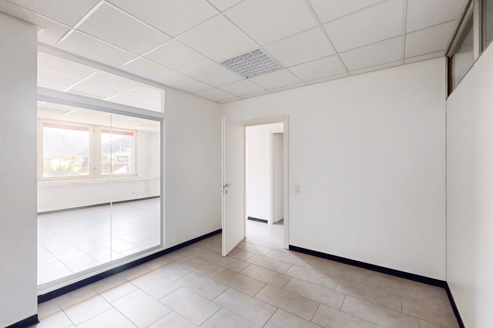 Your commercial premises in Rivera, Via Cantonale, 6802 Rivera, Ticino, CH