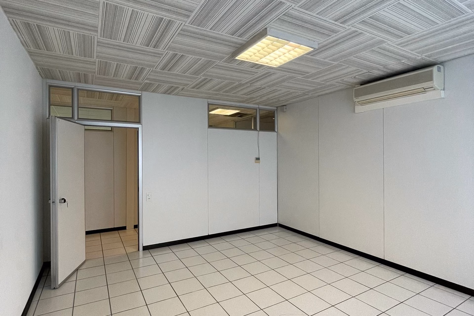 Your commercial space in Rivera, Via Cantonale, 6802 Rivera, Ticino, CH