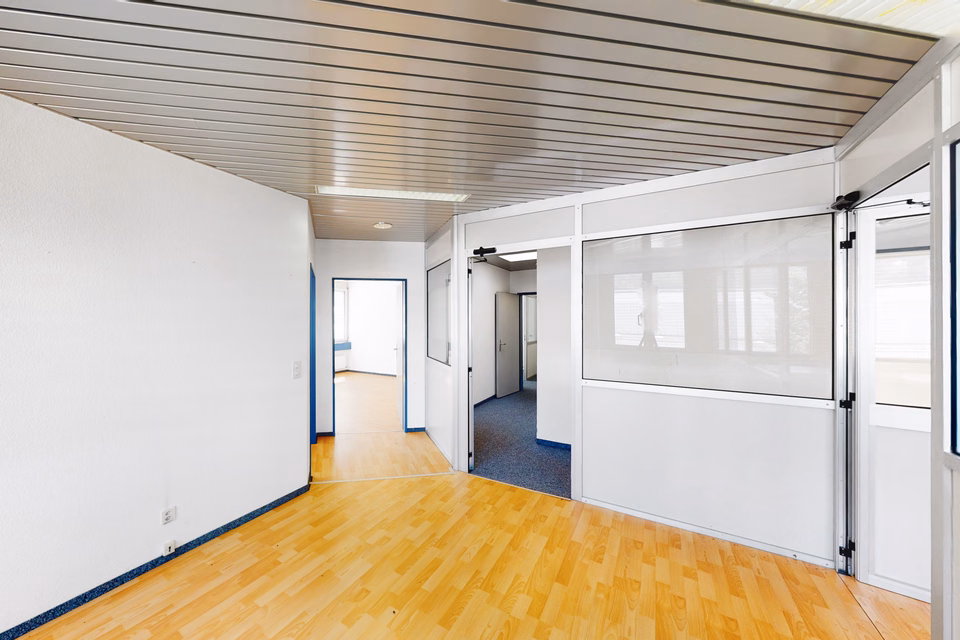 The ideal solution for your business!, Via Luserte, 6573 Magadino, Ticino, CH