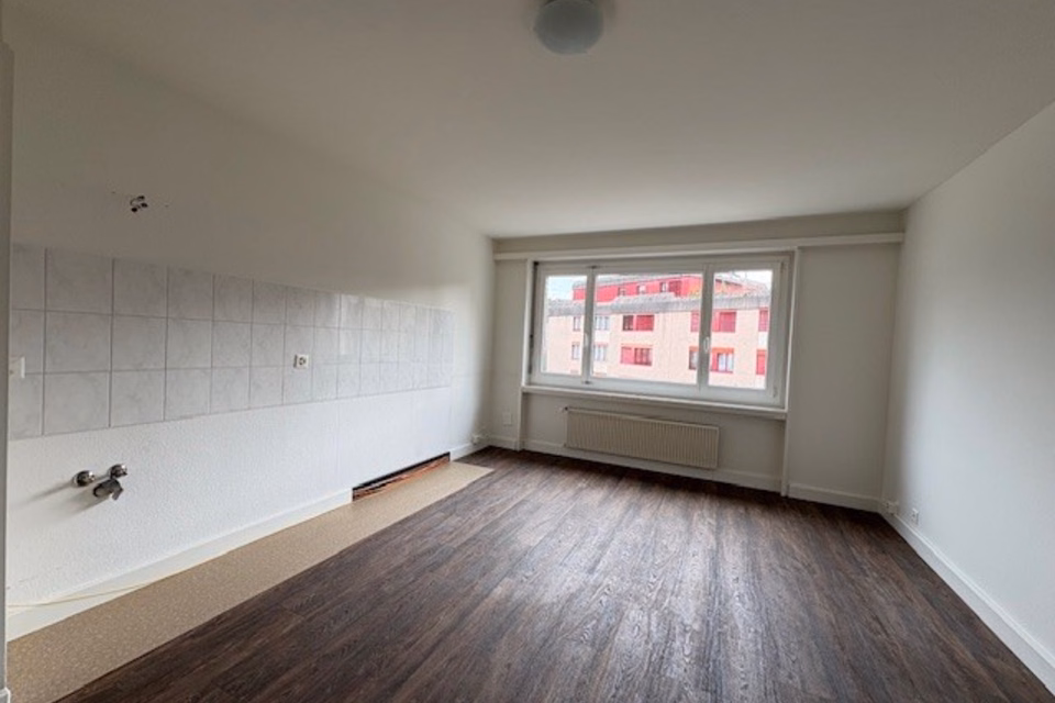Office / Practice Space - Studio Space directly at the station!, Bahnhofstrasse, 3400 Burgdorf, Bern, CH