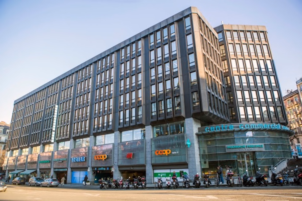 Retail unit – Eaux-Vives Shopping Centre, Geneva, Rue de Jargonnant, 1207 Genève, Geneva, CH