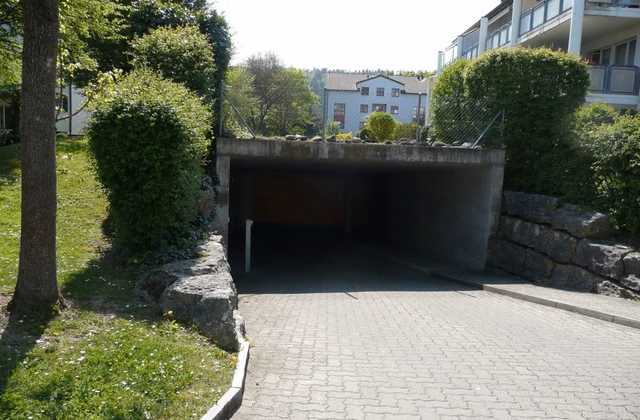 Tandem parking space for rent in Glattfelden!
