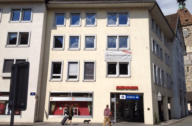 Display case for rent in Aarau