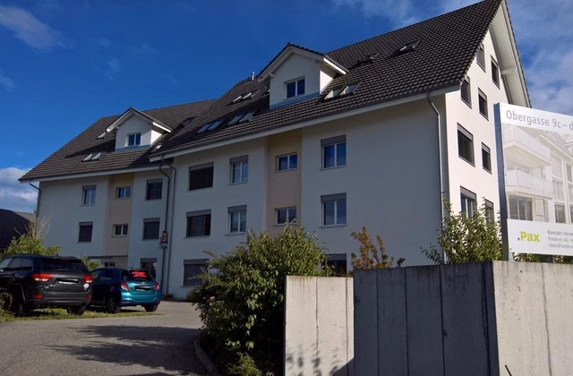Looking for an indoor parking space in Madiswil?