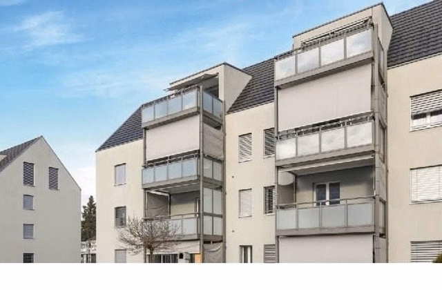 Outdoor parking spaces to rent in a central location in Wohlen!