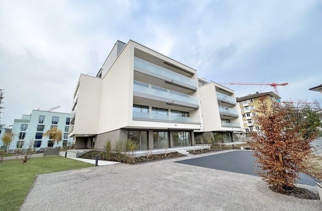 Underground parking space for rent in 8057 Zurich