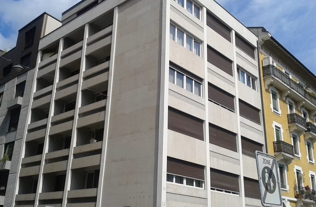 Retail unit for rent of approximately 120 m² - Hospital District