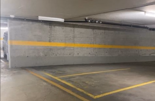 Parking space for rent in Bülach Old Town!