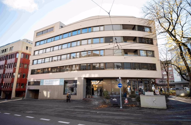 Underground parking space for rent in Oerlikon