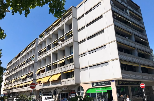 Individual garage in Acacias