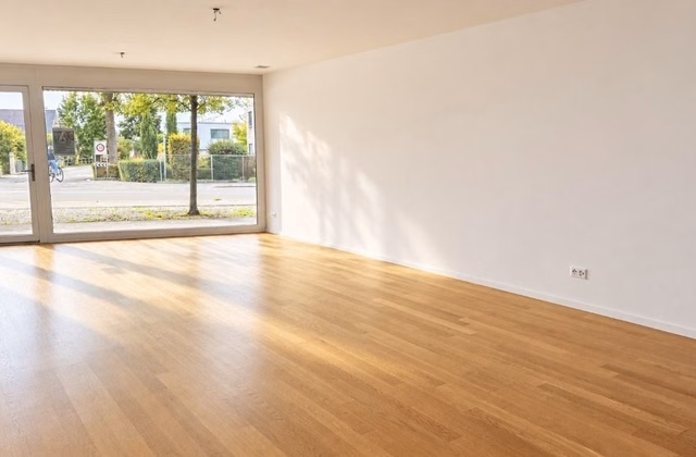 Bright Loft/Studio Space in Romanshorn Close to the Lake