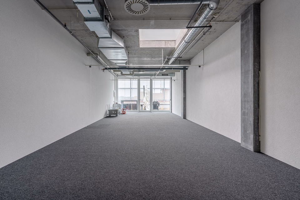 Office with private terrace access, Industriestrasse, 8604 Volketswil, Zurich, CH