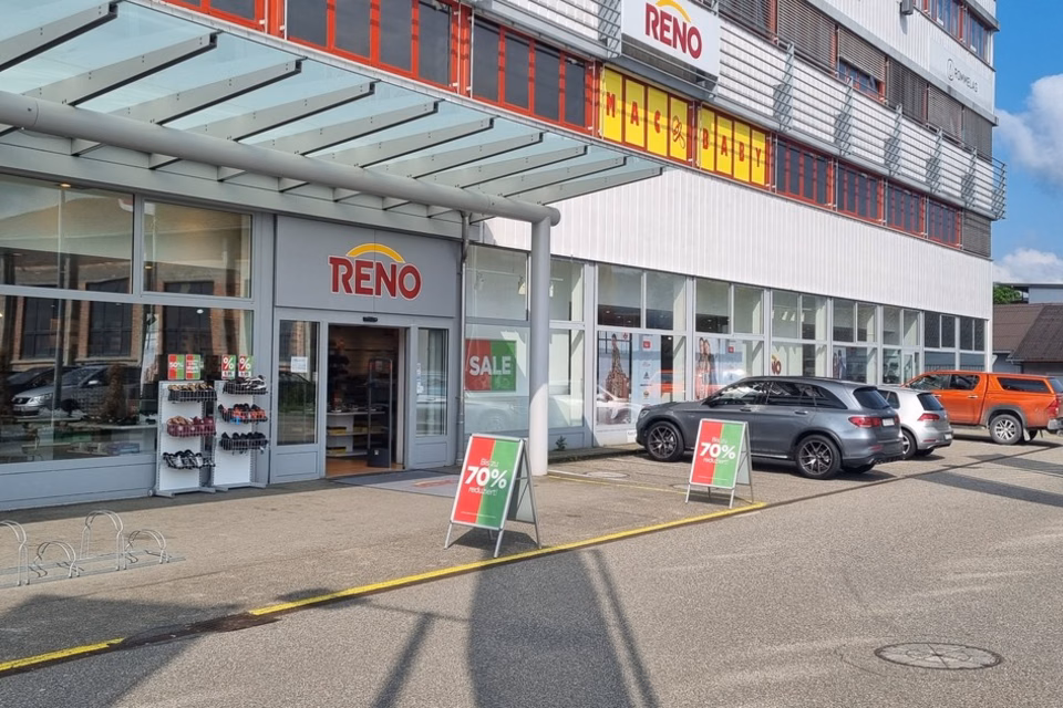 Attractive sales/commercial space for rent, Fabrikweg, 5033 Buchs, Aargau, CH