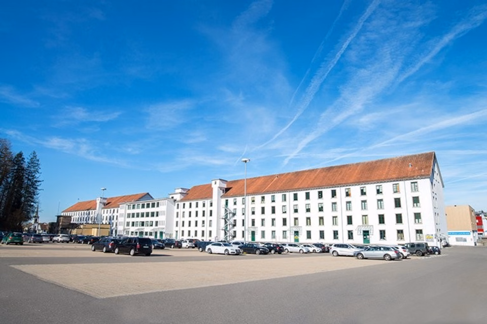 Outdoor parking space, Haldenstrasse 5 (PP) Ost, 6340 Baar, Zug, CH