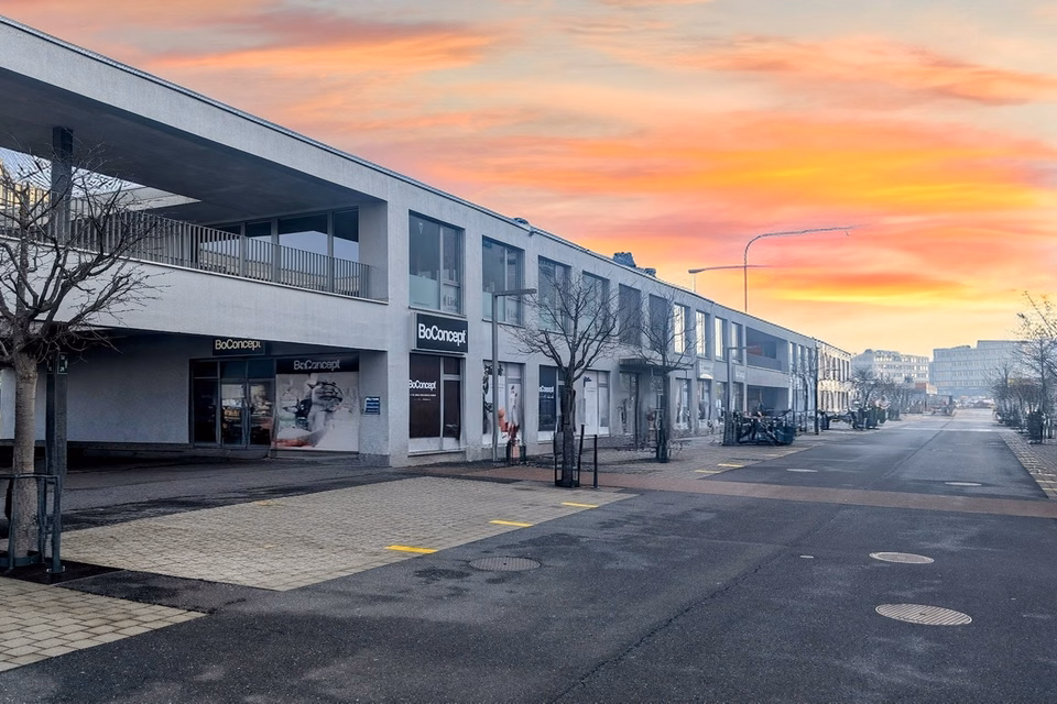 Bauarena - optimal retail space for your company, Industriestrasse, 8604 Volketswil, Zurich, CH