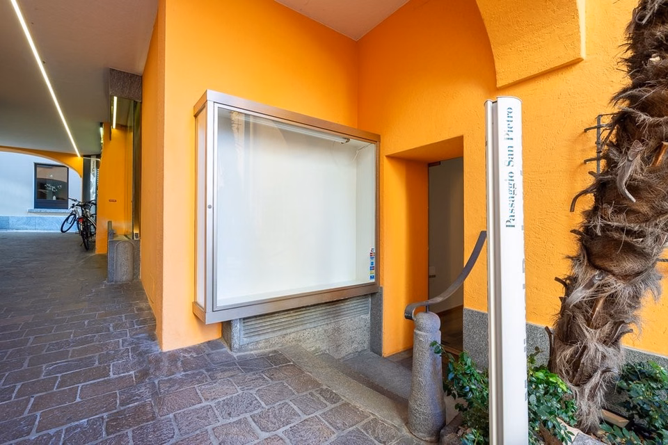 Commercial premises for rent in the heart of Ascona, Passaggio San Pietro, 6612 Ascona, Ticino, CH