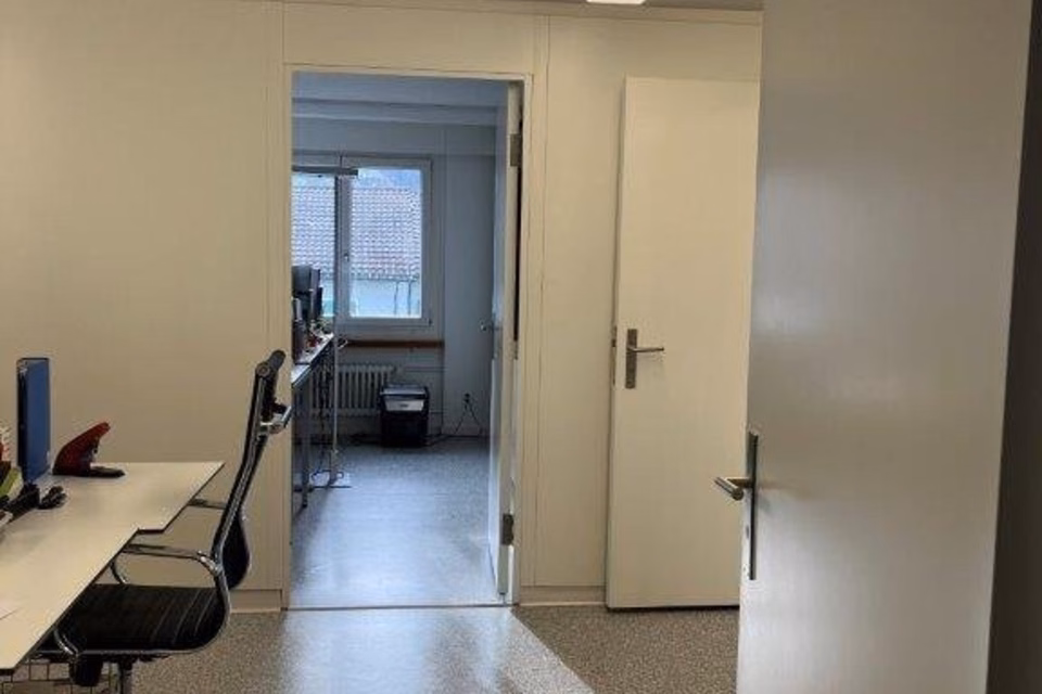 Your commercial property over 95m2 in the centre of Horw!, Schulhausstrasse, 6048 Horw, Lucerne, CH