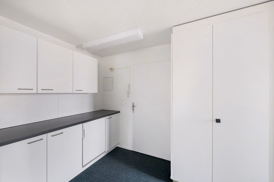 Your 84m2 commercial property in the centre of Horw!, Schulhausstrasse, 6048 Horw, Lucerne, CH