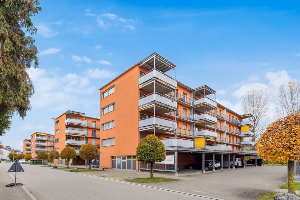 Your space for success!, Aufwiesenstrasse, 8305 Dietlikon, Zurich, CH