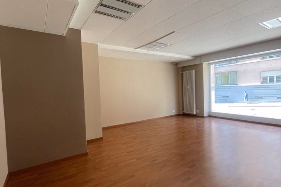 Your future commercial space in the centre of Lausanne!, Rue du Valentin, 1004 Lausanne, Vaud, CH
