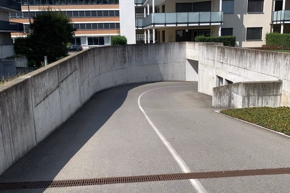 Motorcycle parking space for rent, Zugerstrasse, 6030 Ebikon, LU, CH