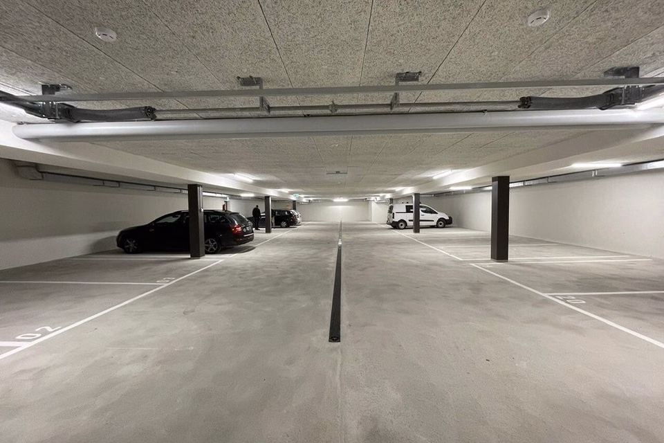 Motorcycle parking space for rent in District 6!, Hofwiesenstrasse, 8057 Zürich, Zurich, CH