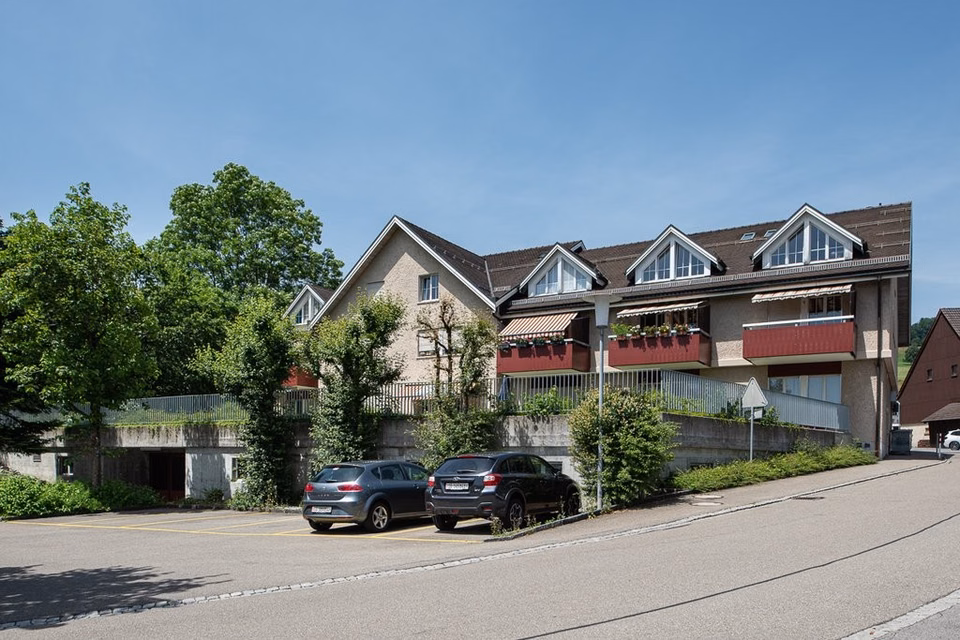 A dry place for your motorcycle!, Hauptstrasse 6, 6A, 8, 10, 10A,, 9030 Abtwil, Saint Gallen, CH