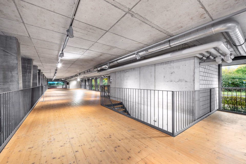 New location for your future business operations!, Moosstrasse, 8134 Adliswil, Zurich, CH