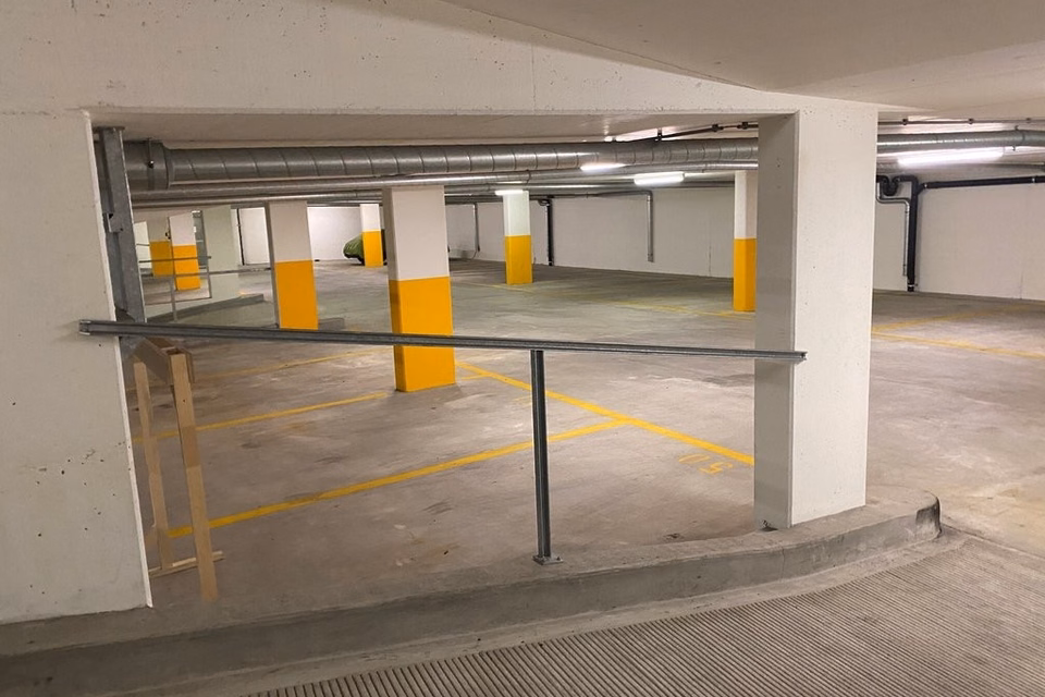 Double parking space for rent in Männedorf!, Asylstrasse 62, 64, 66, 68,, 8708 Männedorf, Zurich, CH