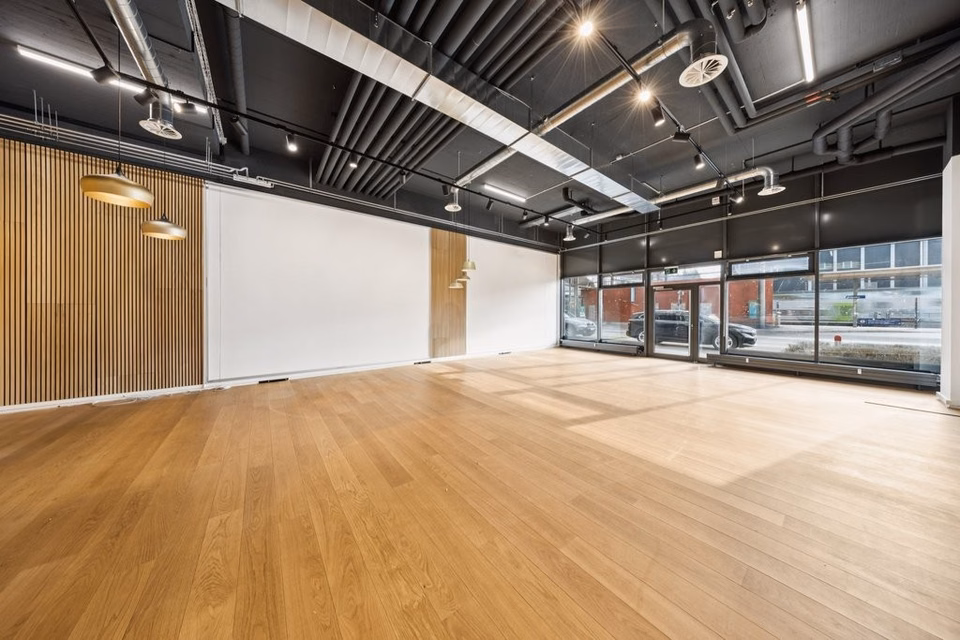 Commercial space near Zollikofen train station, Bernstrasse, 3052 Zollikofen, Bern, CH
