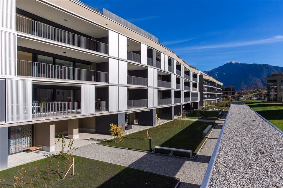 Car parking space for rent!, Via Burgaisa 3, 3a,, 7013 Domat/Ems, Graubünden, CH