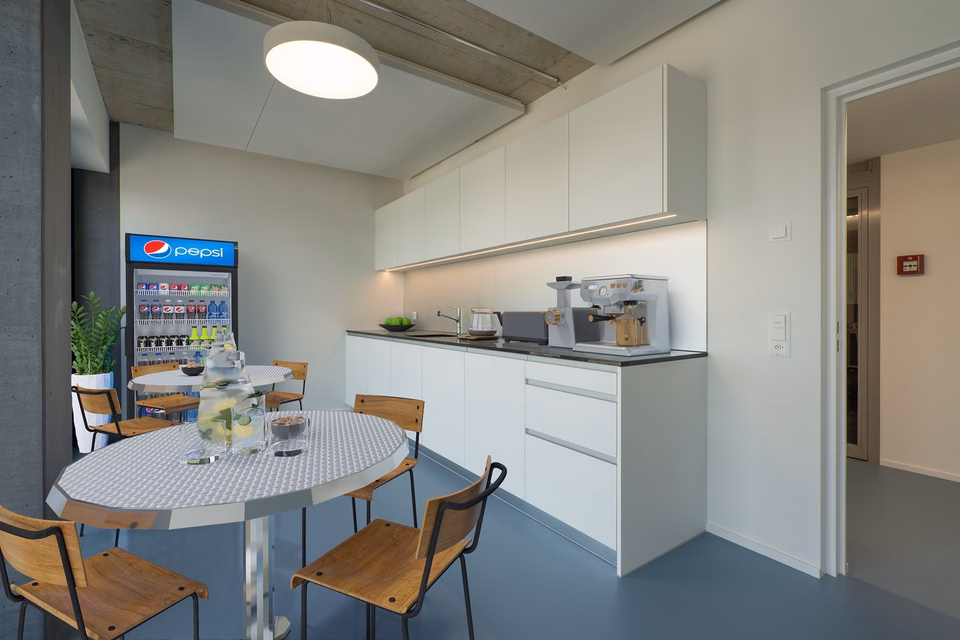 Ready to work - Fully fitted office space, Hohenrainstrasse, 4133 Pratteln, Basel-Landschaft, CH