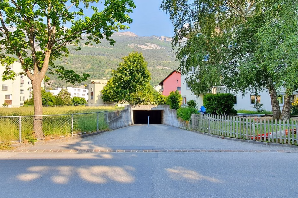 Car parking space in Chur for rent!, UNG Albulastr. GA, 7000 Chur, Graubünden, CH
