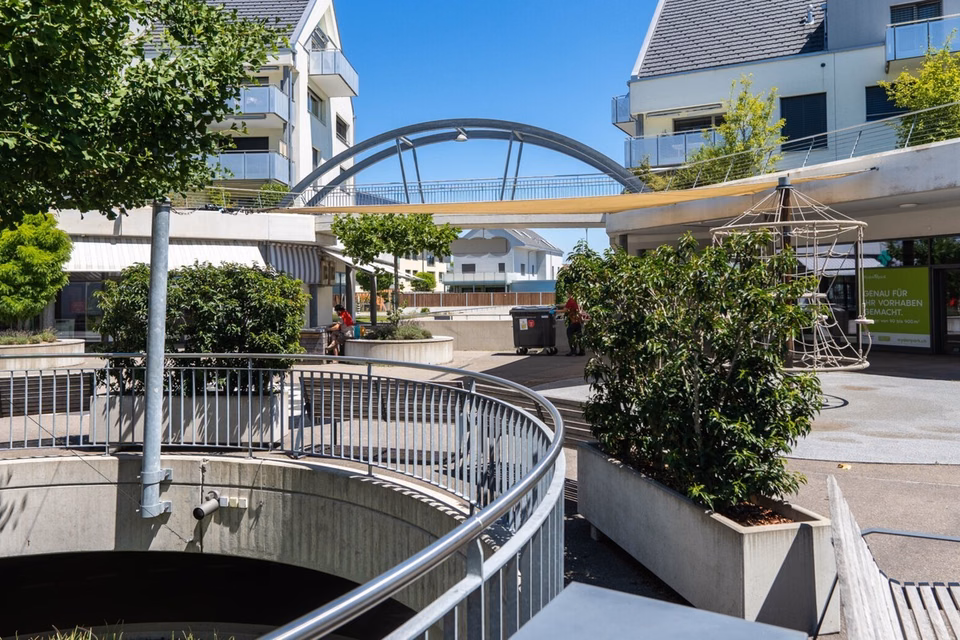 Attractive commercial premises in the lively centre of Studen BE — ideal location for your business success, Wydenpark 1-7, Hauptstrasse, 2557 Studen, Bern, CH
