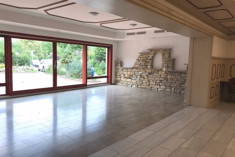 Restaurant for interim use, limited until 31.12.2027, Hauptstrasse, 5330 Bad Zurzach, Aargau, CH