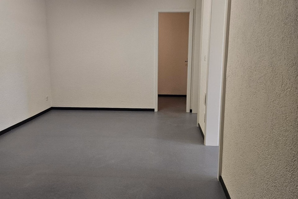 Office/Practice rooms near the train station with flexible layout, Niesenweg, 3012 Bern, Bern, CH