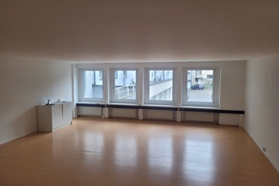 Office/Studio right at Oerlikon station, Ohmstrasse, 8050 Zürich, Zurich, CH