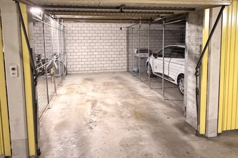 Enclosed garage box, Brummelmattstrasse 3, 5, 7, 9,, 5033 Buchs, Aargau, CH