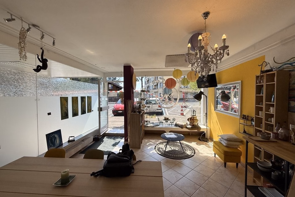 Don't miss! Retail space close to all amenities, Route Aloys-Fauquez, 1018 Lausanne, Vaud, CH