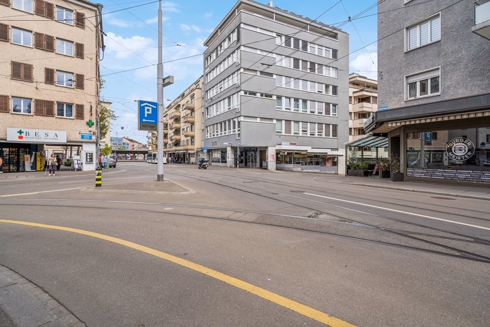 Office space directly at Oerlikon train station, Ohmstrasse, 8050 Zürich, Zurich, CH