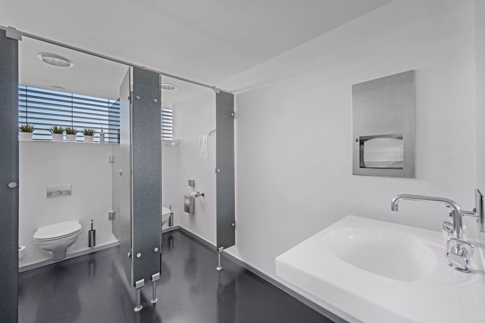 Exclusive office space with panoramic terrace - your view of success!, Europa-Strasse, 8152 Glattbrugg, Zurich, CH