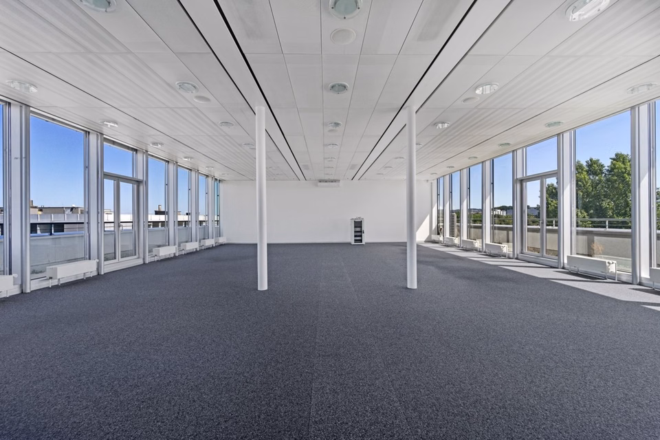 Exclusive office space with panoramic terrace - your view of success!, Europa-Strasse, 8152 Glattbrugg, Zurich, CH