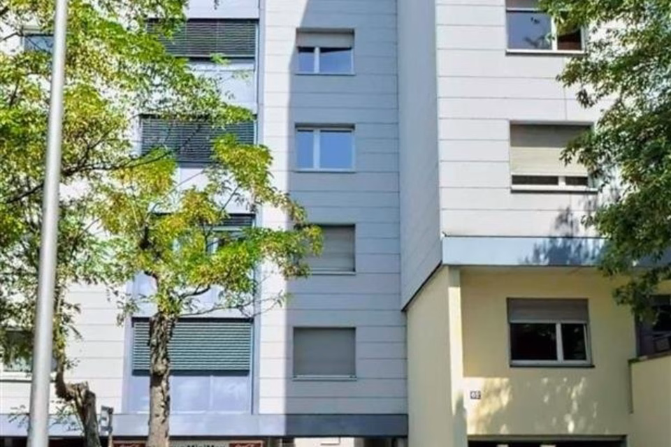 Parking space in the heart of Lausanne, Avenue de Tivoli 56, 58, 60,, 1018 Lausanne, Vaud, CH