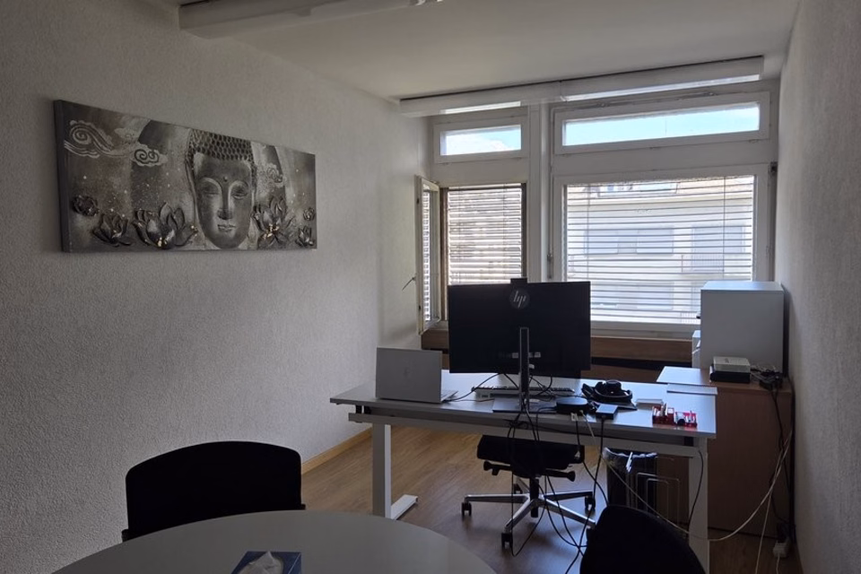 Office in the city centre near the train station, Avenue de la Gare, 1950 Sion, Valais/Wallis, CH