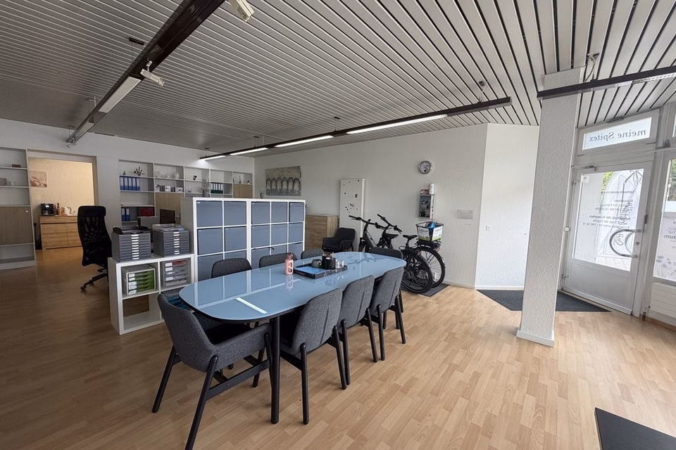 Attractive retail unit directly at the roundabout!, Kantonsstrasse, 6048 Horw, LU, CH