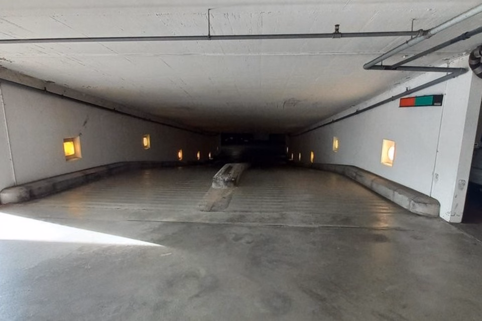 Underground parking spaces in a commercial building in Bussigny, Boulevard de l''Arc-en-Ciel, 1030 Bussigny-p-L Distr, Vaud, CH